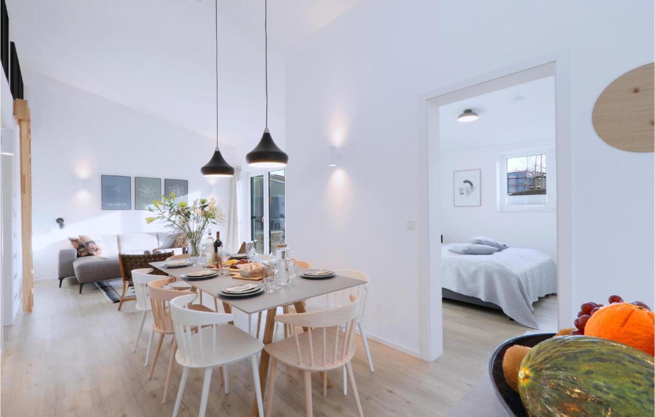 Stunning Home In Lembruch-Duemmer See With Wifi Eksteriør bilde