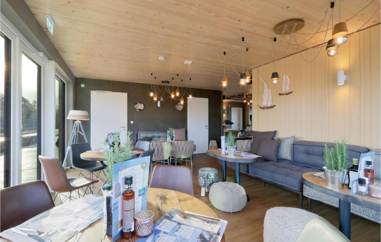 Stunning Home In Lembruch-Duemmer See With Wifi Eksteriør bilde