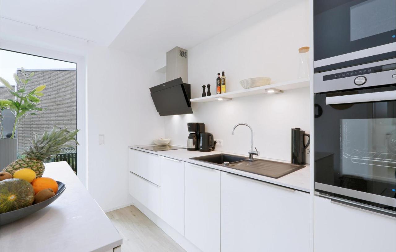 Stunning Home In Lembruch-Duemmer See With Wifi Eksteriør bilde