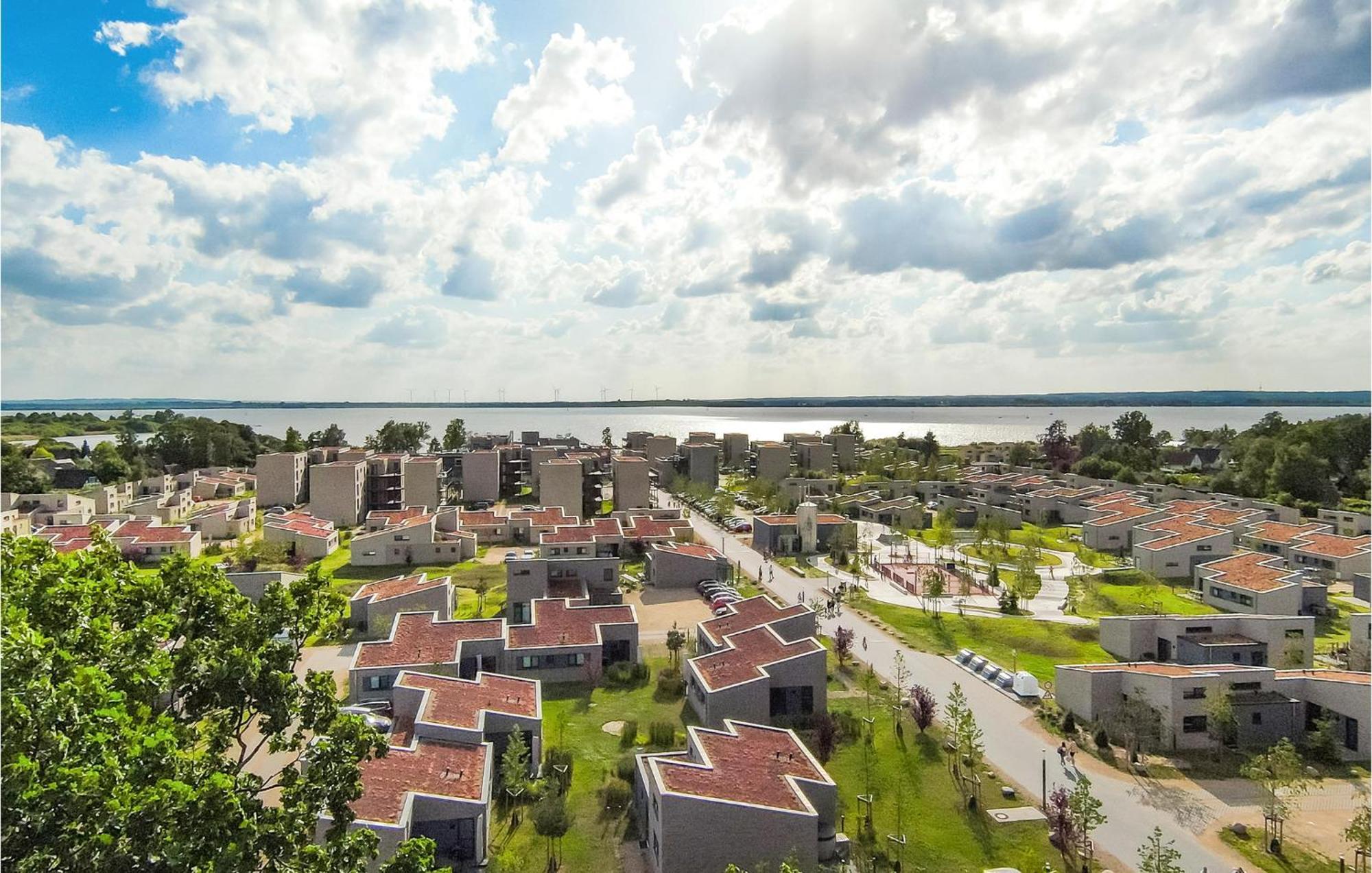 Stunning Home In Lembruch-Duemmer See With Wifi Eksteriør bilde